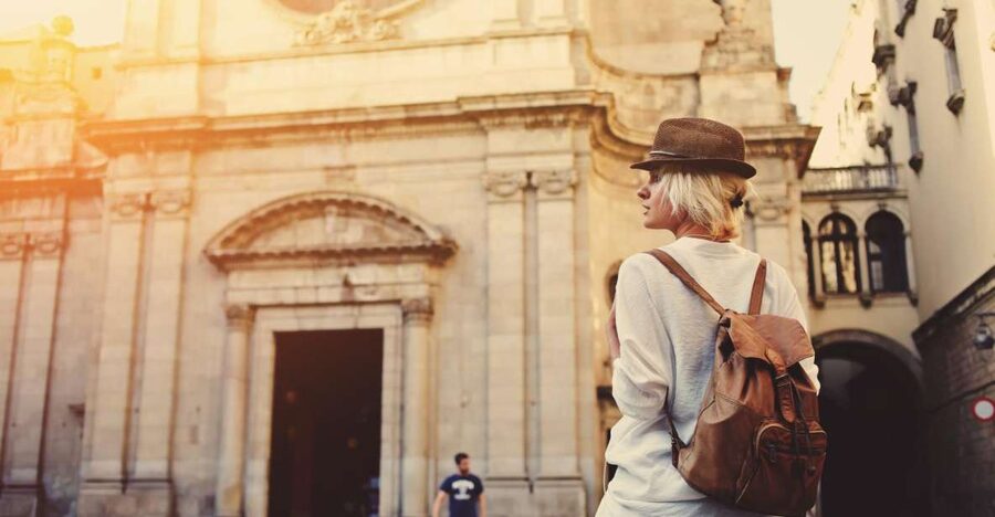 Barcelona: Highlights & Gems Private Tour with Tapa & Drink - Why this Palau Guell to Santa Maria del Mar route makes sense in 3 hours