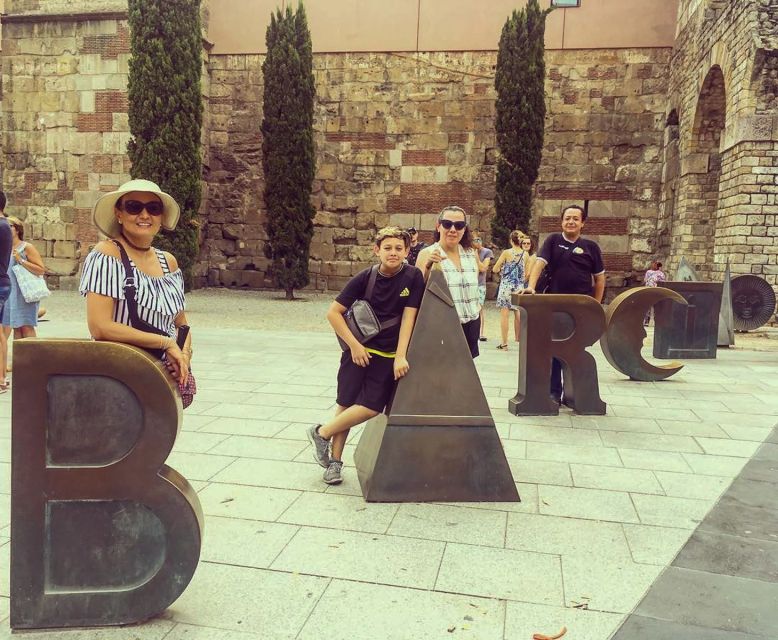 Barcelona: Highlights & Gems Private Tour with Tapa & Drink - Gothic Quarter highlights: Roman walls, Jewish Quarter clues, and church squares