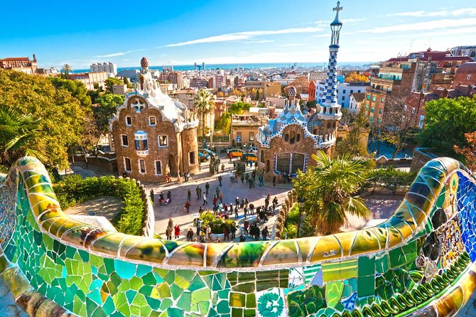 Barcelona Highlights Private Guided Tour with Hotel Pick-up - Montjuic, the Port, and the viewpoint breaks that make the day feel complete