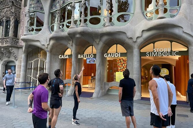 Barcelona Highlights Running Tour - Gothic Quarter, Plaça Reial, and the Cathedral area