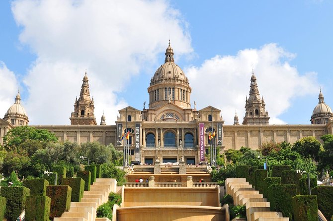 Barcelona Highlights Tour and Montserrat Monastery with Hotel Pick-up - Barcelona Gaudí stops: quick exteriors, optional inside time