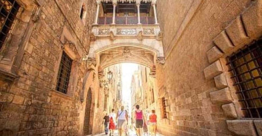 Barcelona Historic Guided Tour - Why 2 hours is the right length for old Barcelona