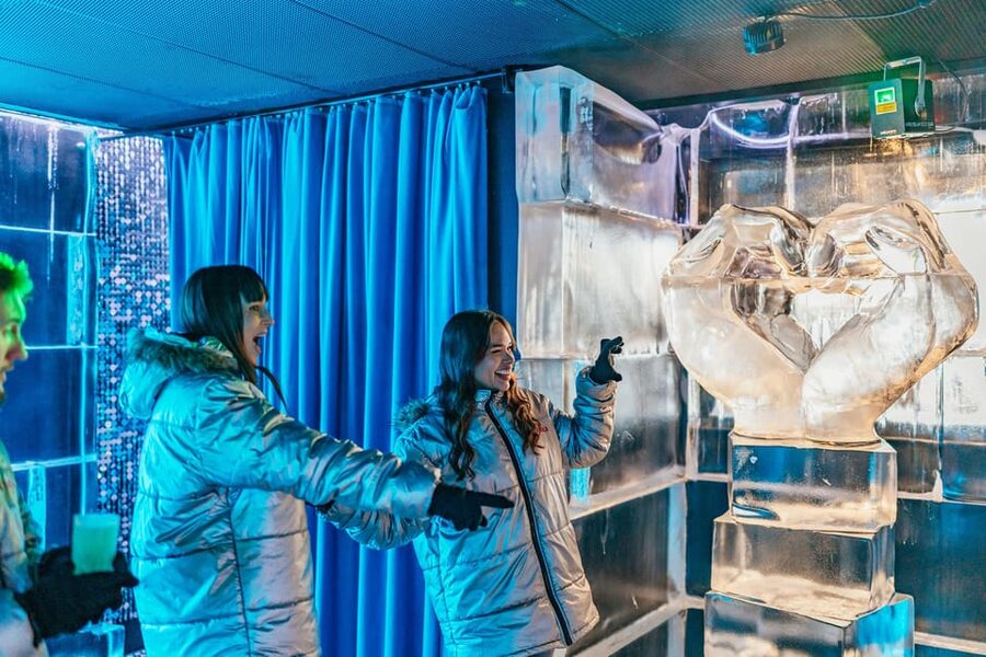 Barcelona: Icebar experience, located at the beach !! - Key things that make Icebarcelona different