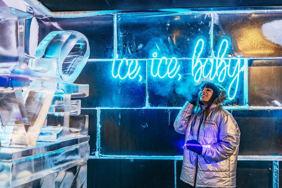 Barcelona: Icebar experience, located at the beach !! - The terrace, sunset, and how to time your visit