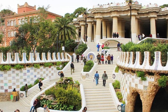 Barcelona in 1 Day: Sagrada Familia, Park Guell,Old Town & Pickup - Who should book this one-day Barcelona highlights plan