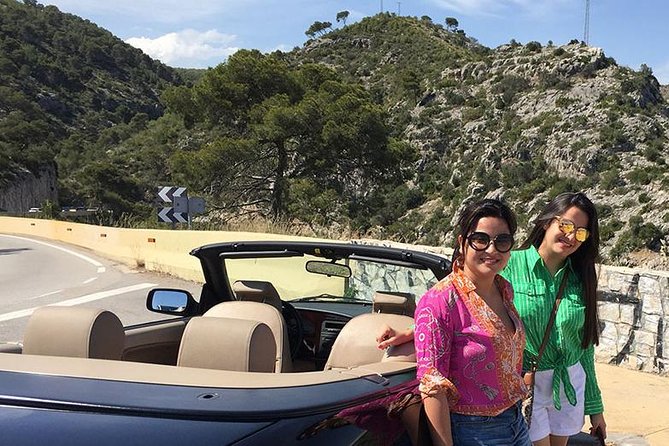 Barcelona in a Convertible - Private Guided Tour - Why an open-top convertible is a smart way to do Barcelona