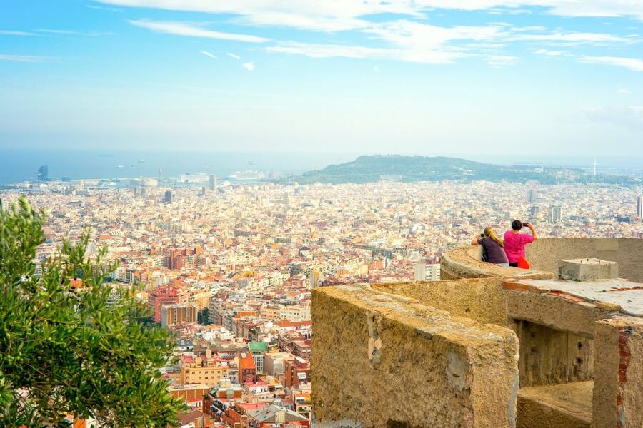 Barcelona: Instagram Tour of the Most Scenic Spots - Park Güell, El Carmel Entrance, and the Afternoon Finish