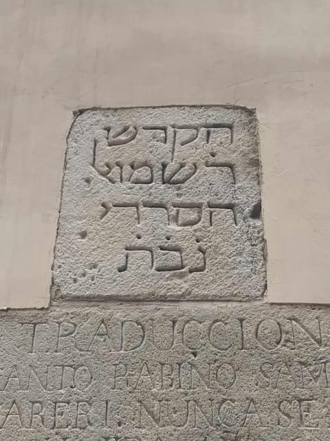 Barcelona: Jewish Tour by a Jewish guide - The Gothic Quarter walk: City Hall, Roman remnants, and Hebrew clues