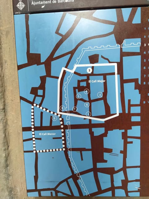 Barcelona: Jewish Tour by a Jewish guide - Visiting the synagogue area and planning for the museum ticket