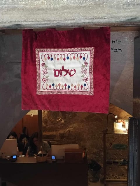 Barcelona: Jewish Tour by a Jewish guide - The old mikve: where ritual history turns from story to place