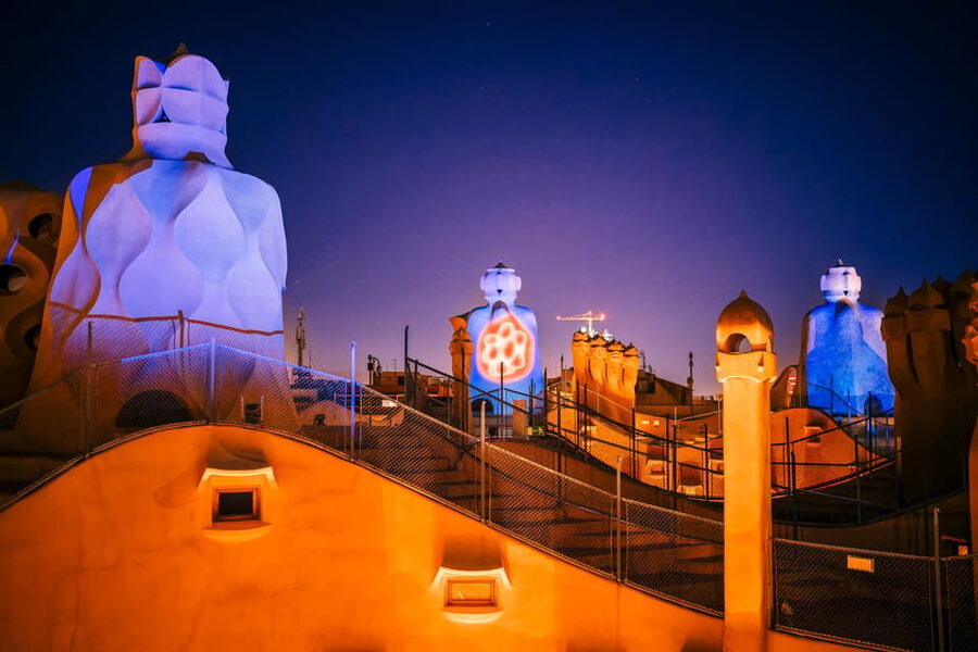 Barcelona: La Pedrera Night Experience - Start at Casa Milà: smooth entry on Passeig de Gràcia
