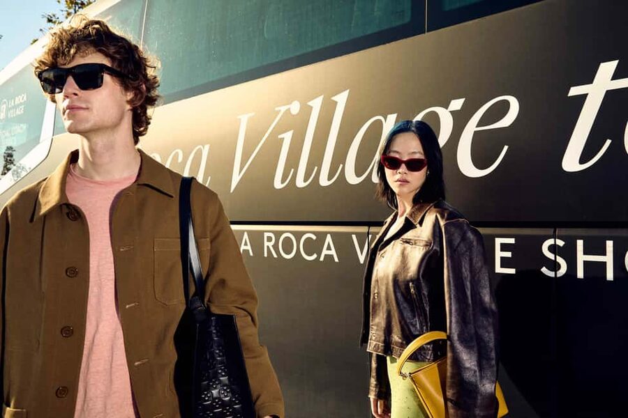 Barcelona: La Roca Village Shopping Express® Day Trip - Stop inside La Roca Village: your time on the ground matters