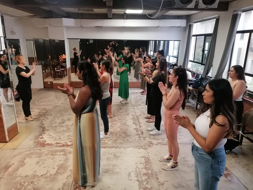 Barcelona: Latin Dance & Salsa Class Experience - Key things that make this class worth your time