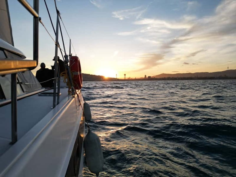 Barcelona: Luxury Catamaran Sunset Cruise - The final sailing leg: a last look before returning