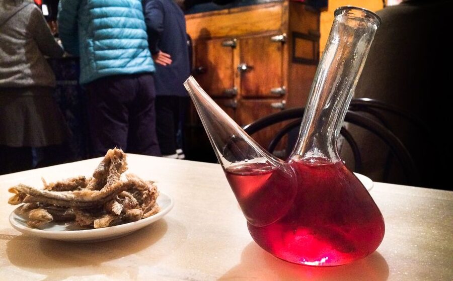 Barcelona: Market, Tasty Tapas/Food and Gothic History Tour - Pintxos and Clara beer: the first bite that sets the tone