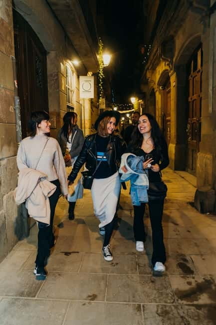 Barcelona: Marvels of Barcelona Walking Tour - What you get with the guide, and what you should add yourself