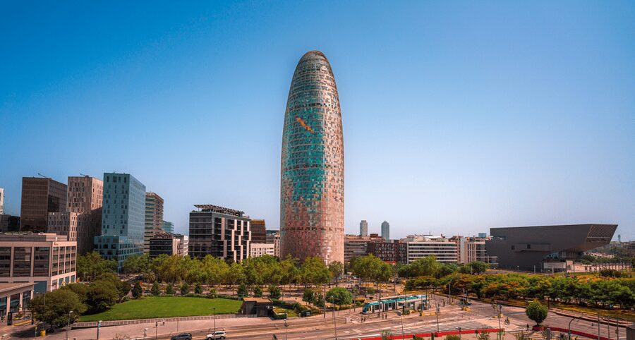 Barcelona: Mirador torre Glòries Skip-the-Line Ticket - Up to 125m: panoramic views that actually help you plan the rest