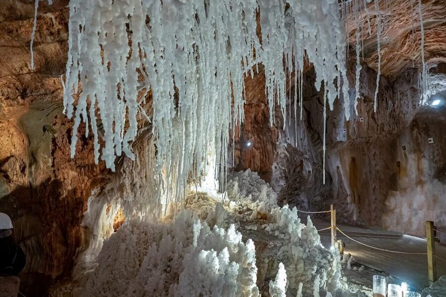 Barcelona: Monserrat, Castle and Salt Private Tour - Key Things You Should Know Before You Go