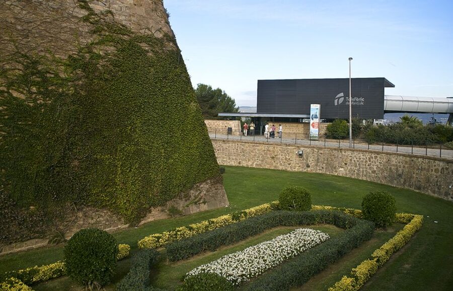 Barcelona: Montjuïc Cable Car Ticket with Audio Guide - A few balanced drawbacks to plan around