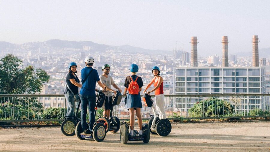 Barcelona: Montjuïc Guided Segway Tour - Montjuïc Castle and the Olympic Era: Fortress Views and Modern Barcelona