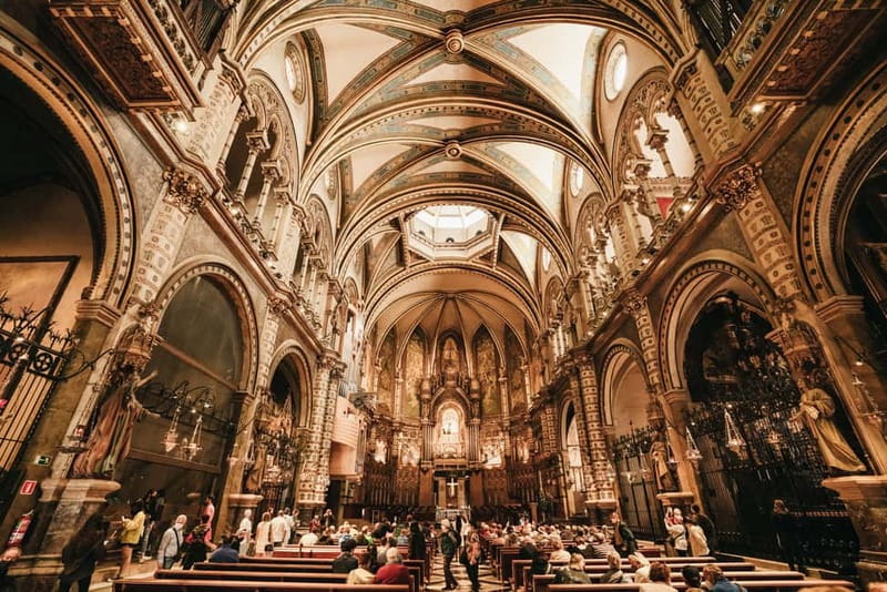 Barcelona: Montserrat and Winery Tour with Tapas or Lunch - First Photo Moment: That Quick Montserrat Glimpse