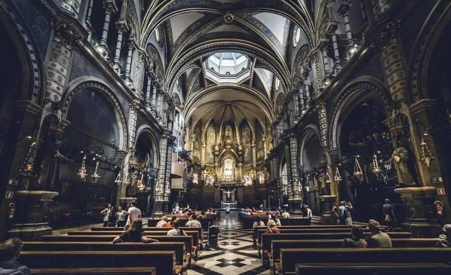 Barcelona: Montserrat Monastery & Hiking Off the Beaten Path - The Descent, Shade, and That Short Window to Wander