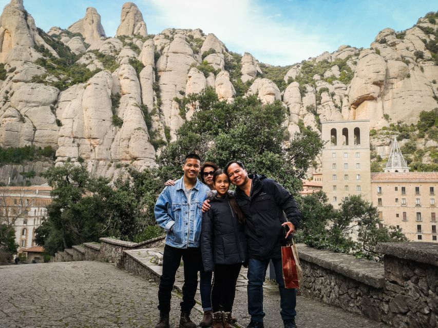 Barcelona: Montserrat Private Trip with Monastery Ticket - Farmers Market Stop at Santa Maria Square: The Local Break You’ll Feel