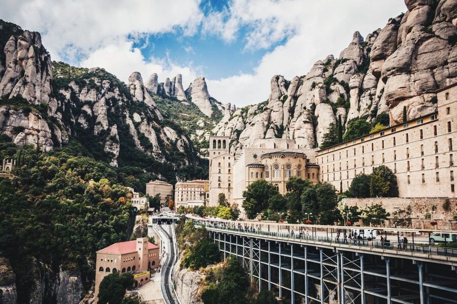 Barcelona: Montserrat Tour with Cog-Wheel & Black Madonna - Key things I’d circle before you book