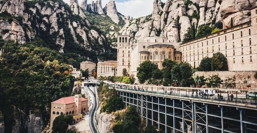 Barcelona: Montserrat Tour with Cog-Wheel & Black Madonna - Timing, walking, and what to wear on a mountain day