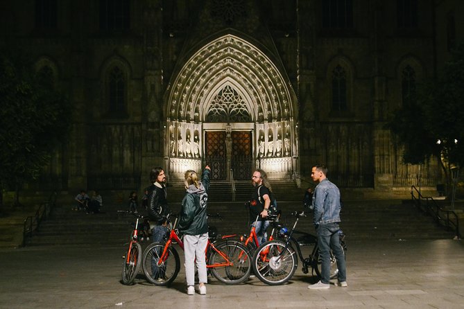 Barcelona Night Bike Tour with Local Tapas and Cava Stop - Palau de la Música Catalana: Quick Views That Still Feel Special