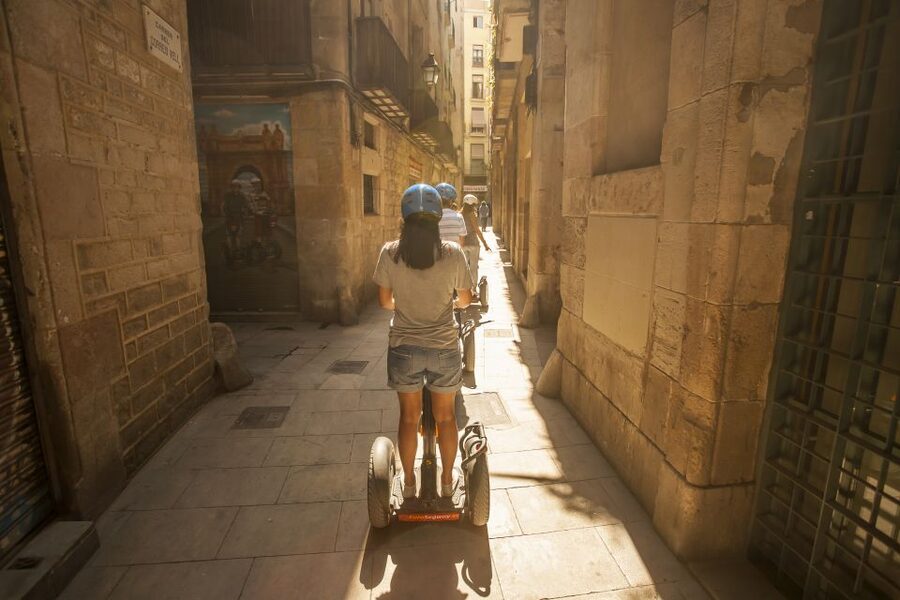 Barcelona: Old Port and Gothic Quarter Guided Segway Tour - From Columbus to Las Ramblas and El Cap de Barcelona