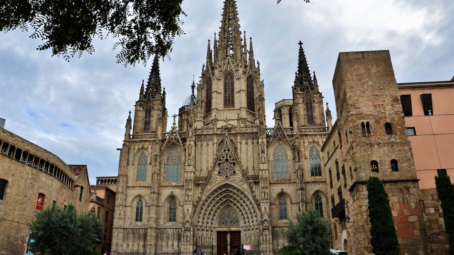 Barcelona: Old Town and Gothic Quarter Walking Tour - Key Highlights You’ll Feel in Your Feet