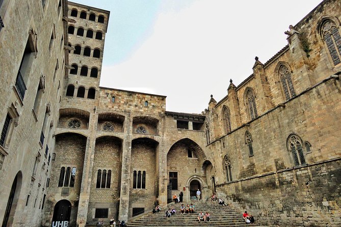 Barcelona Old Town & Gothic Quarter Small Group Tour - El Born and the walk toward Palau de la Música: old and new in the same frame