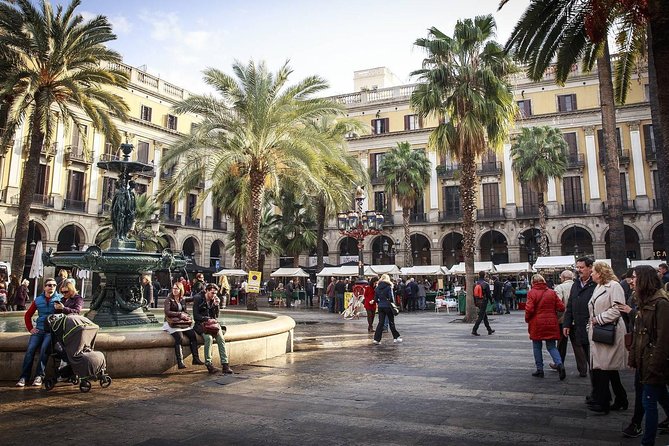 Barcelona Old Town & Gothic Quarter Small Group Tour - Should you book Barcelona Old Town and Gothic Quarter Small Group?