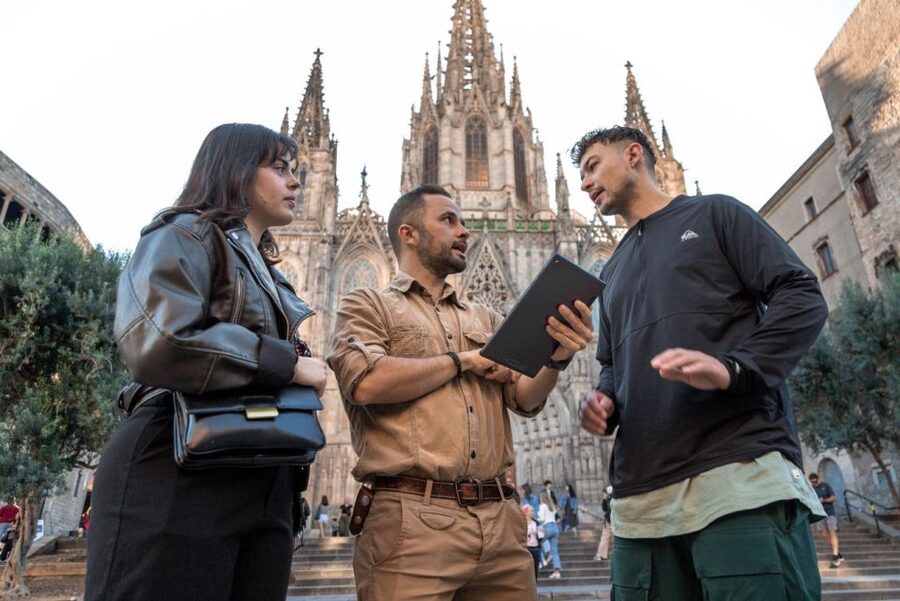 Barcelona Old Town Private Walking Tour with Local Historian - Temple of Augustus and the Ancient Synagogue, two more layers you can name
