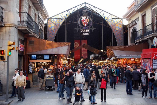 Barcelona : Paella Cooking Experience + Boqueria Market Exclusive Tour - Price, group size, and how to judge value at $95.12