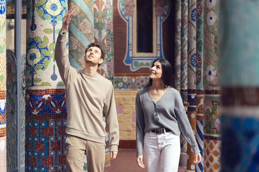 Barcelona: Palau de la Música Self-Guided Tour - Your 50-minute self-guided flow, stop by stop