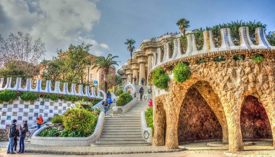 Barcelona: Park Güell Guided Tour - The viewpoints: how you get Barcelona back in the frame