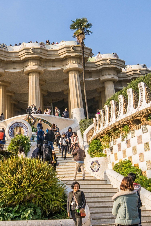 Barcelona: Park Güell Guided Tour - Price and value: what $28 buys you, and what it doesn’t