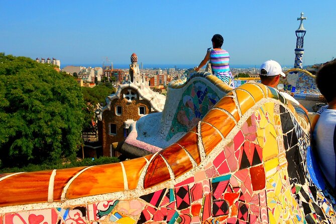 Barcelona: Park Güell Guided Tour & Tickets with Fast-Track Entry - Timing, Crowd Reality, and the “Check-In Minutes” Trap