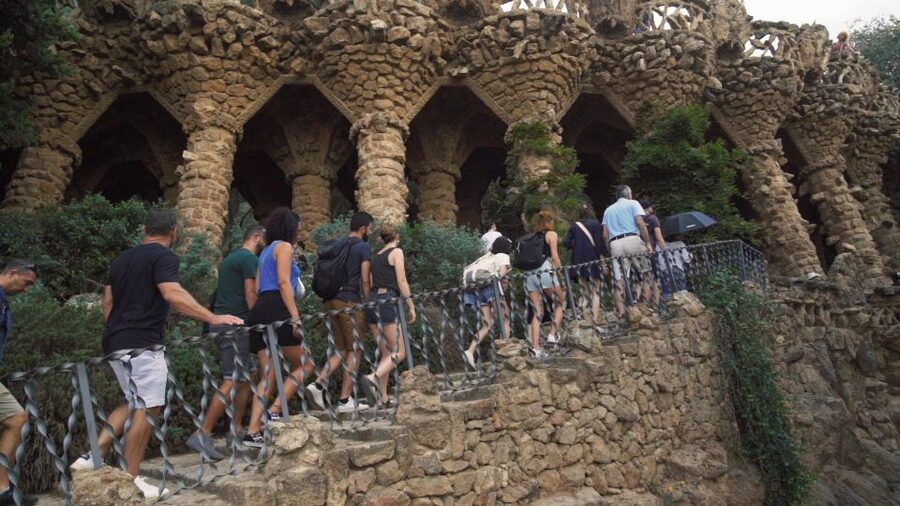 Barcelona: Park Guell Guided Tour with Skip The Line Entry - Key Things I’d Book This For
