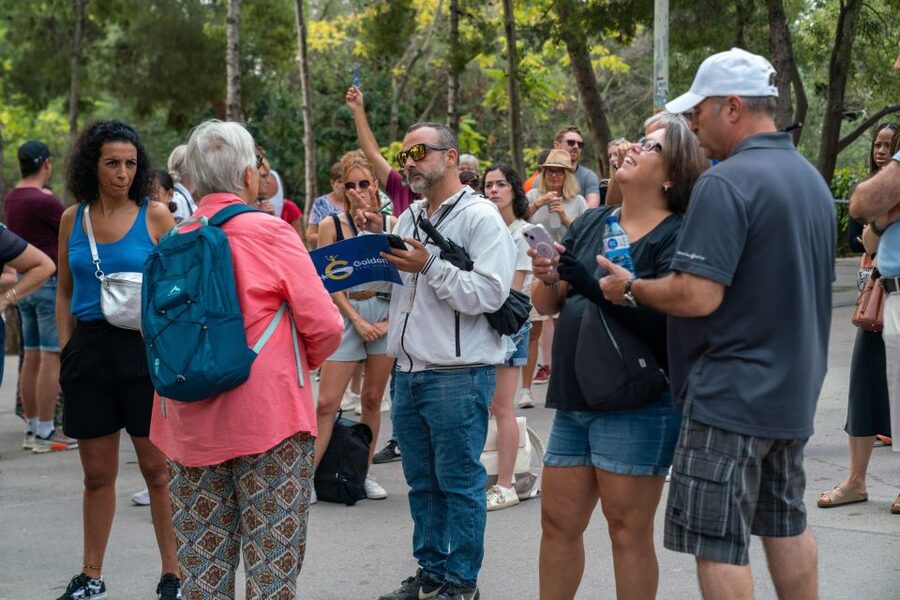 Barcelona: Park Guell Guided Tour with Skip The Line Entry - Gaudí House Museum: Where the Genius Feeling Becomes Real