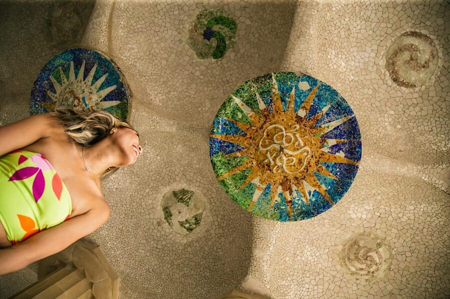 Barcelona: Park Güell Private Photography Experience - Picking the right Park Güell hotspots, and why posing feels easier than you think