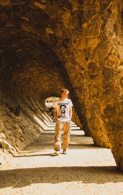 Barcelona: Park Güell Private Photography Experience - Crowd timing inside the park, and how you get photos you can actually use
