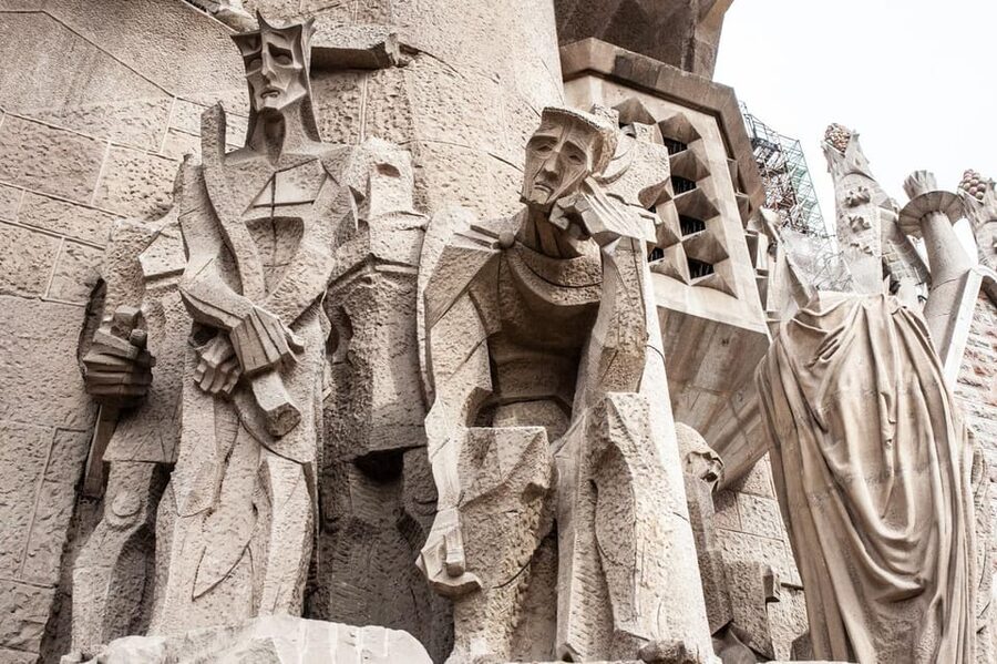 Barcelona: Park Güell Skip-the-Line Guided Tour - The Sagrada Família Add-On: A Strong Pairing for Your Gaudí Day