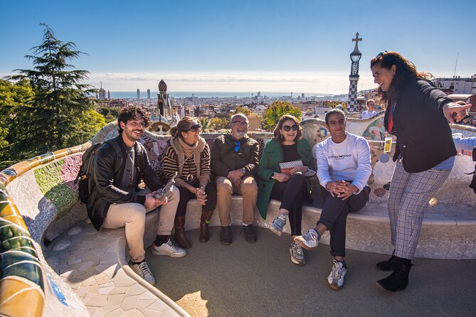 Barcelona: Park Guell Small Guided Tour & Skip the Line Ticket - Small-group comfort: maximum 12, English-only experience