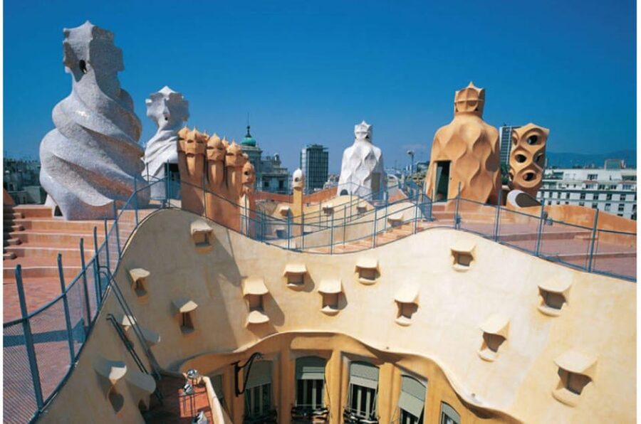 Barcelona:Pass with Casa Battló, Casa Milà, Teleferic & more - Key things to know before you buy