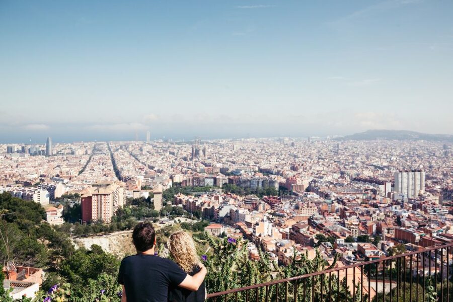 Barcelona: Personal Travel & Vacation Photographer - The shooting flow: multiple locations, one relaxed pace