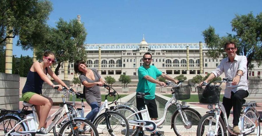 Barcelona: Personalized Private E-Bike Tour - Private guide power: how personalization changes your Barcelona day