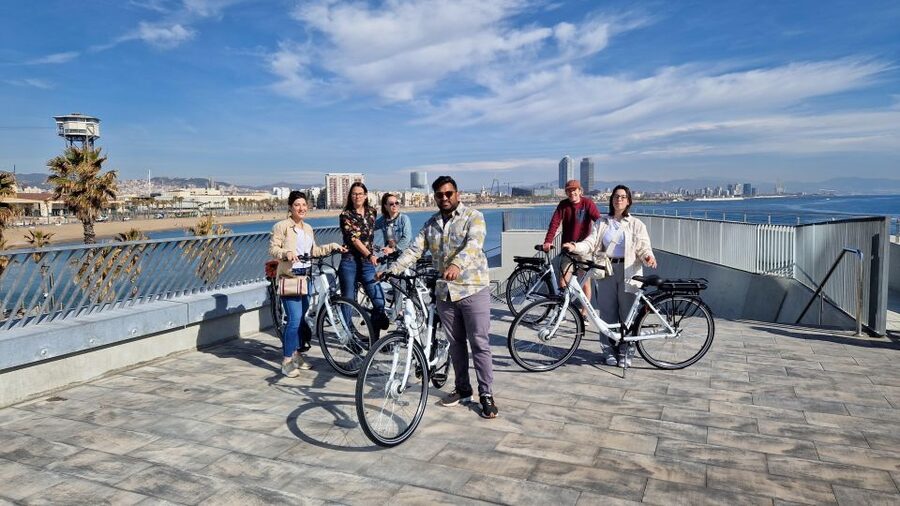 Barcelona Photo Highlights 4h Small Group eBike Tour - The guide is a big deal here, and it shows